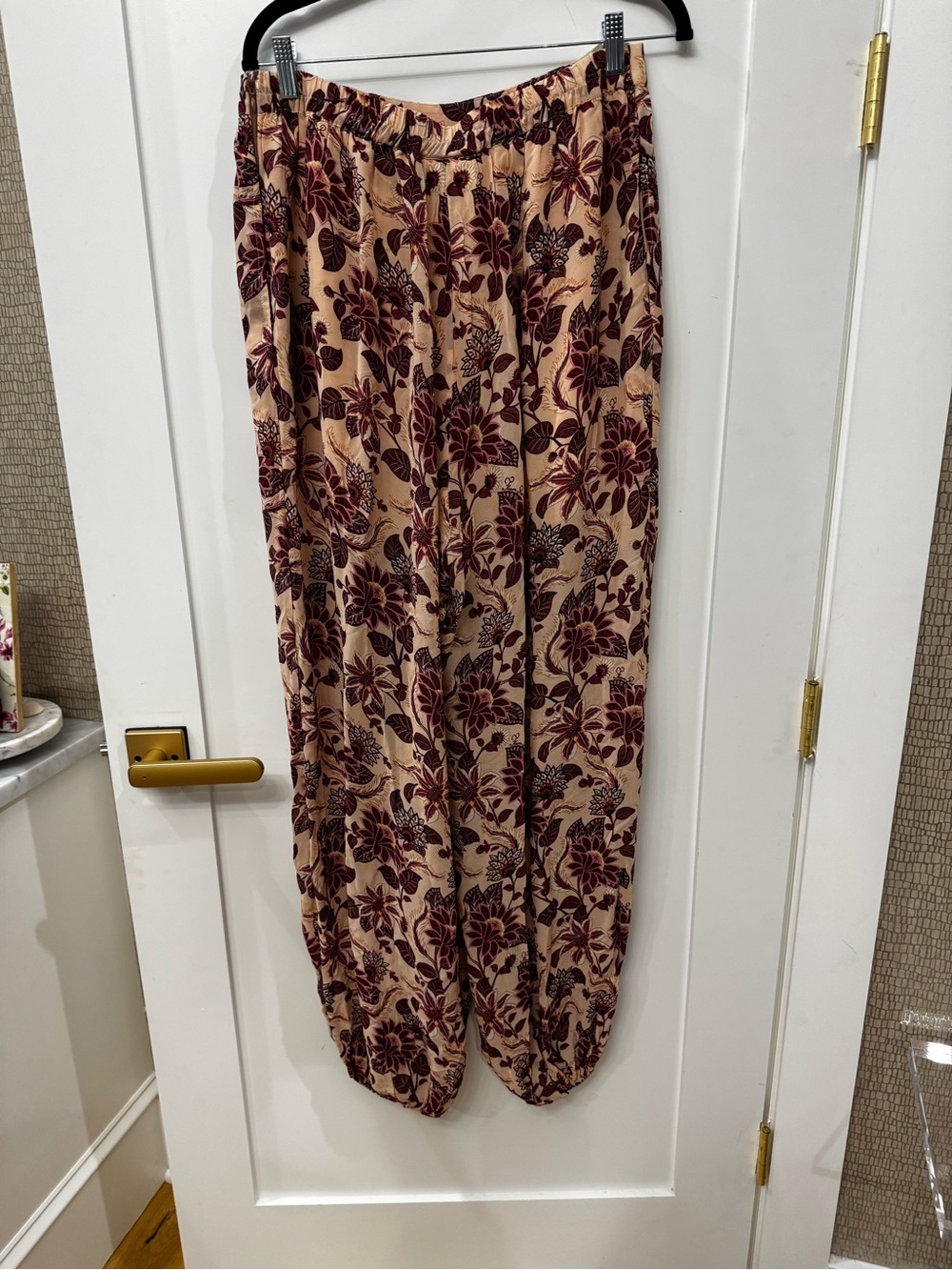FARM Rio Brown Floral Wide-Leg Pants - Picture 7 of 8
